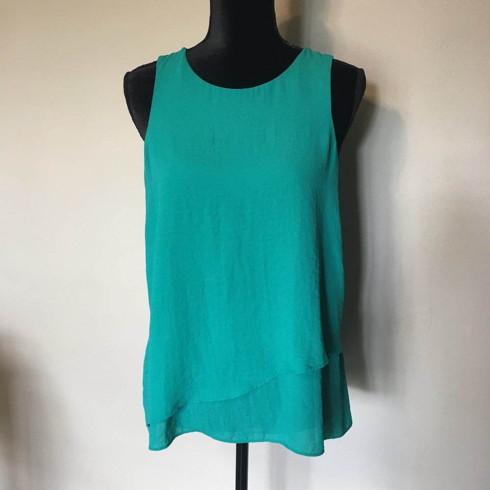 A.N.A. Sleeveless Top, Emerald Green Size Petite L